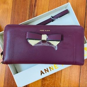 NWT Anne Klein Wallet Wristlet Oxblood